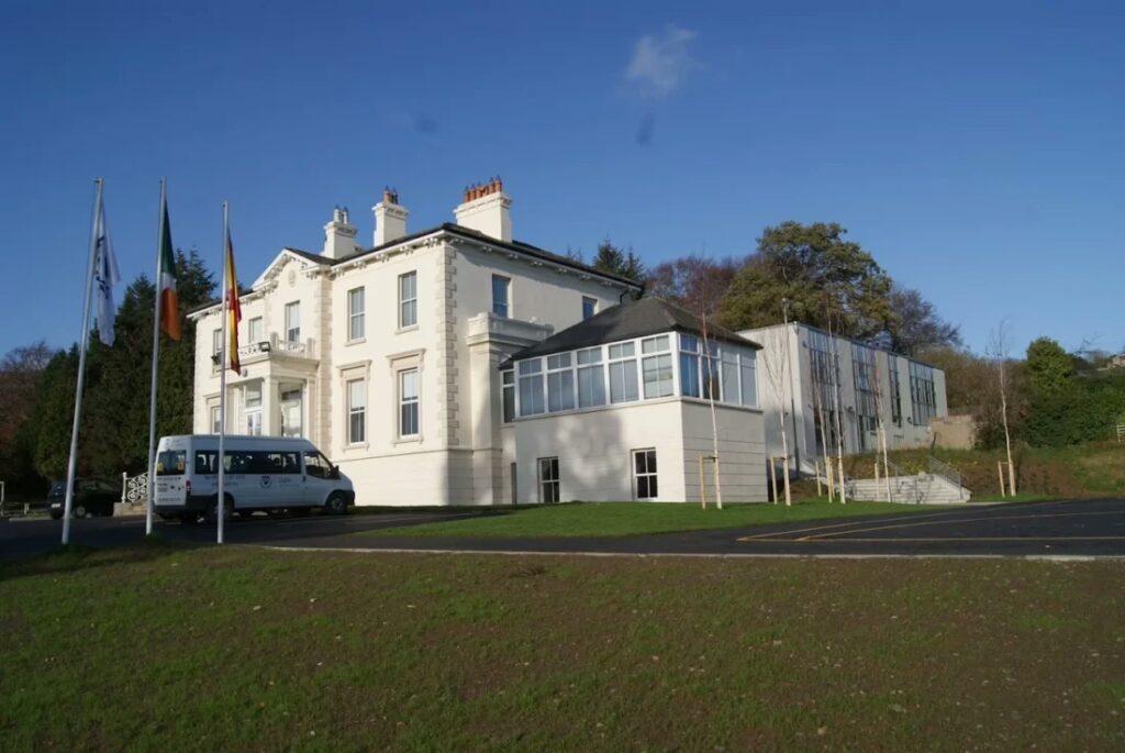 Sek international school